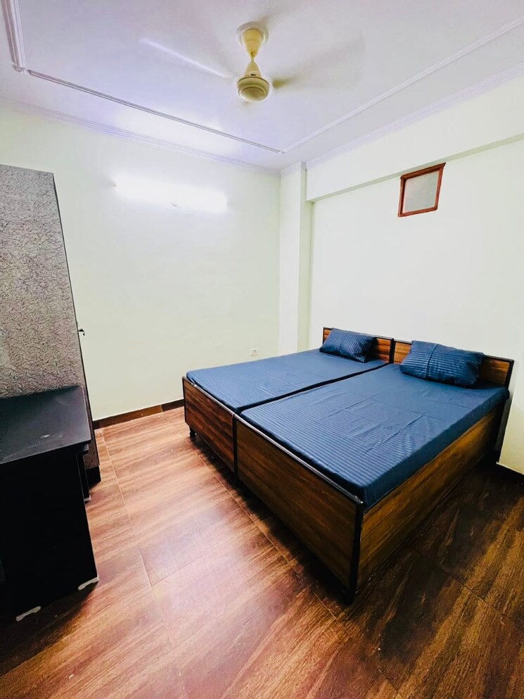 Bedroom, amrapali-eden-park 3 Bedroom 1785 Sq.Ft. Apartment In Sector 50 Noida 8761561