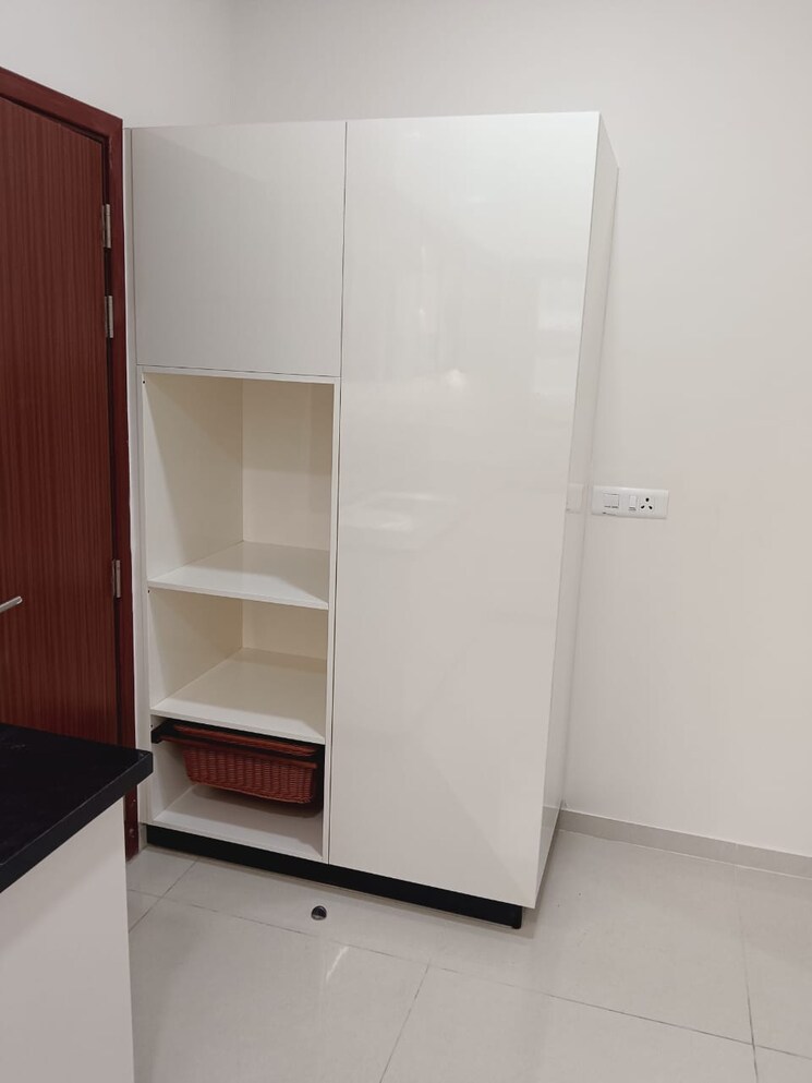 Bathroom, l-t-raintree-boulevard 4 Bedroom 1718 Sq.Ft. Apartment In Hebbal Bangalore 8761549