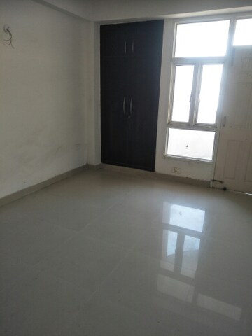 Room in 2 BHK Apartment at Nimbus The Hyde park, Sector 78 – for Rent