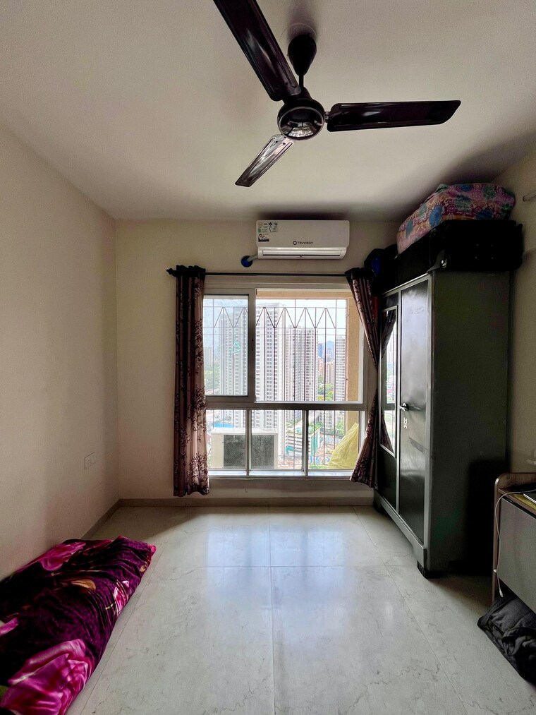 Bedroom, dosti-west-county-phase-4-dosti-pine 1.5 Bedroom 556 Sq.Ft. Apartment In Balkum Pada Thane 8761600