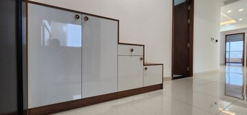 Room in 3 BHK Apartment at Kr Puram – for Rent