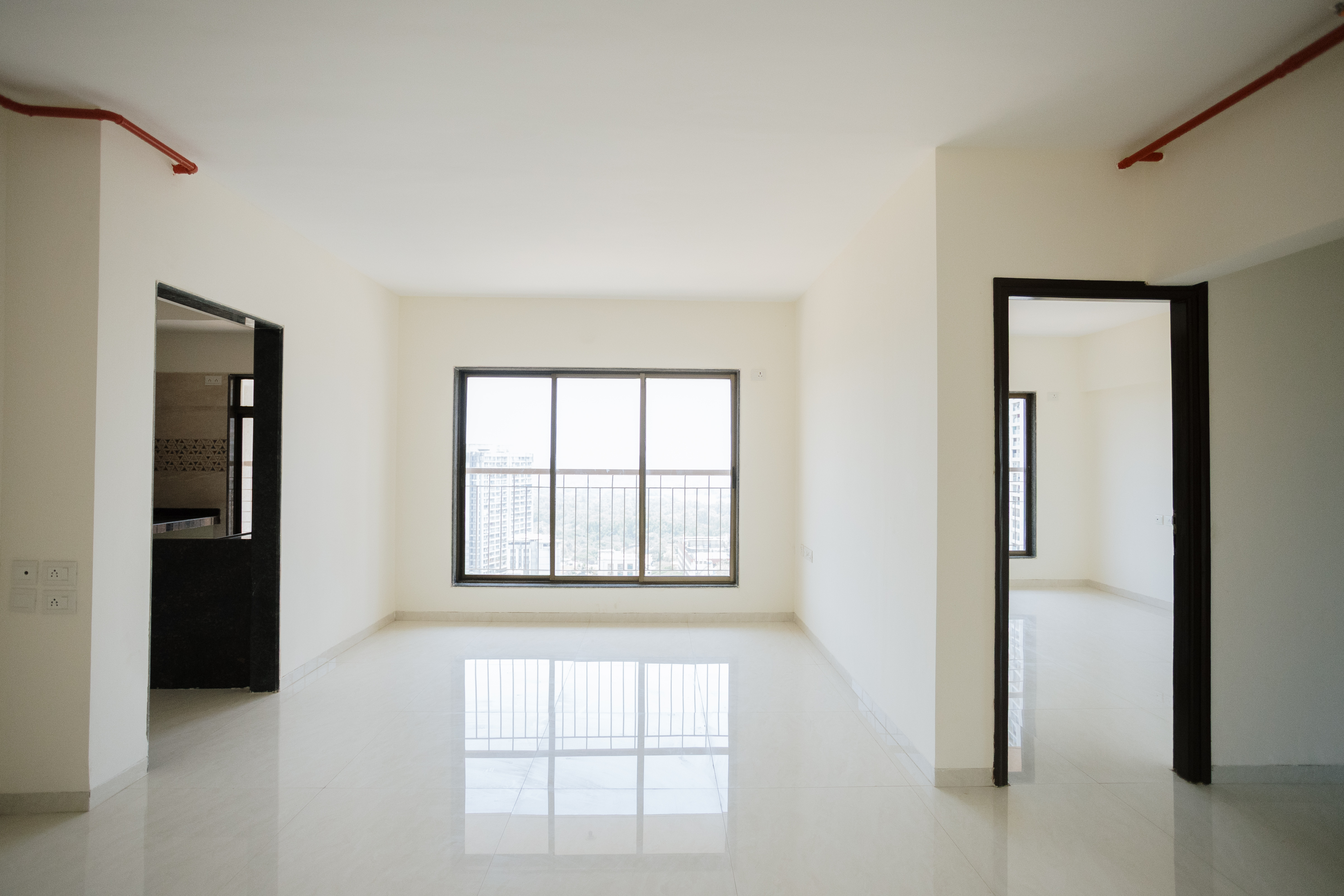 2 BHK Apartment For Sale in Rashi Tower