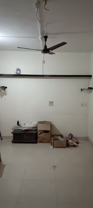 1.5 BHK Apartment For Sale in Kalyan West