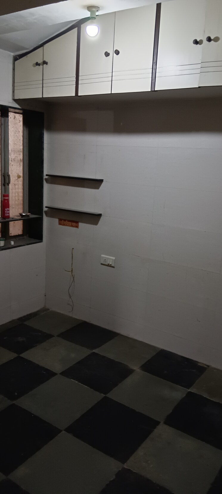 Kitchen, kalyan west 1.5 Bedroom 750 Sq.Ft. Apartment In Kalyan West Thane 8761690