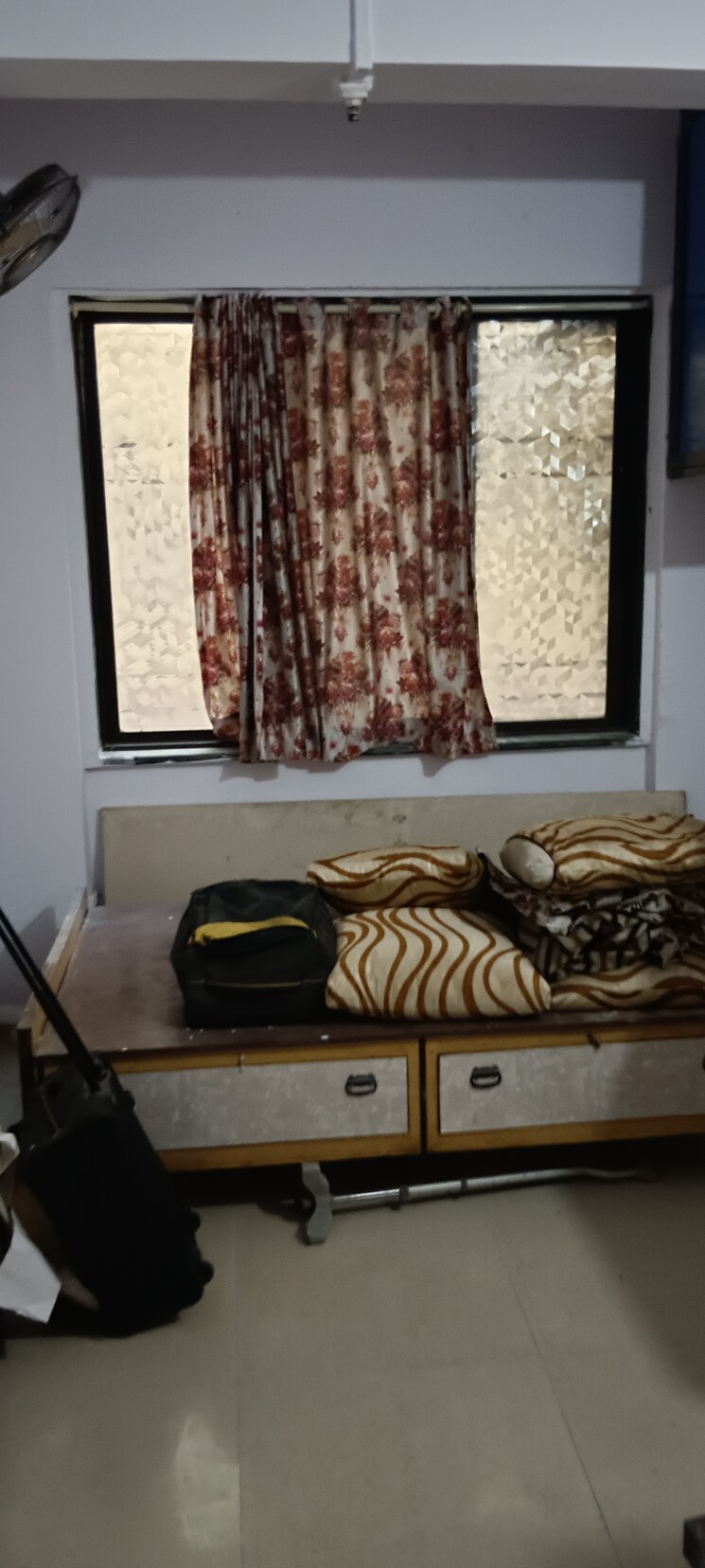 Living Room, kalyan west 1.5 Bedroom 750 Sq.Ft. Apartment In Kalyan West Thane 8761690