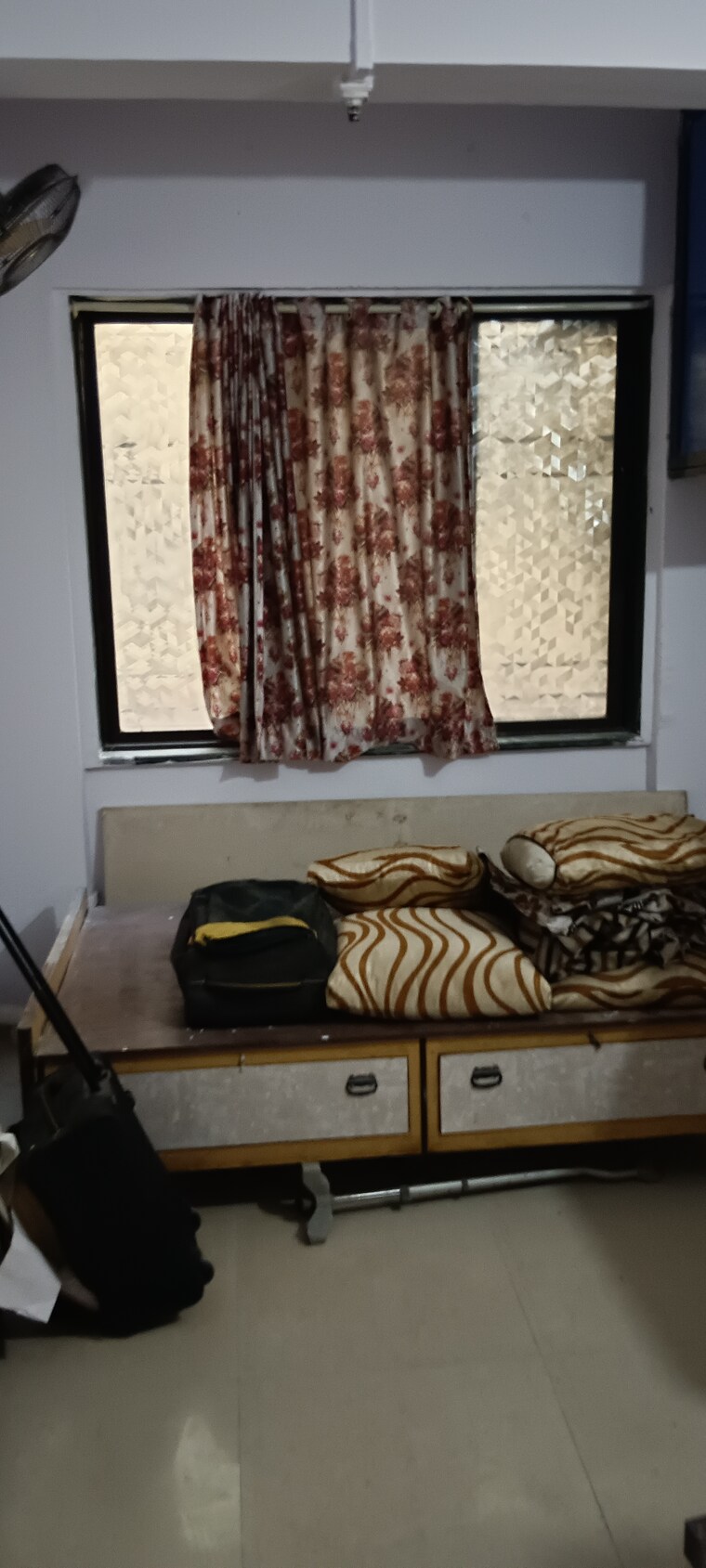 Living Room, kalyan west 1.5 Bedroom 750 Sq.Ft. Apartment In Kalyan West Thane 8761690