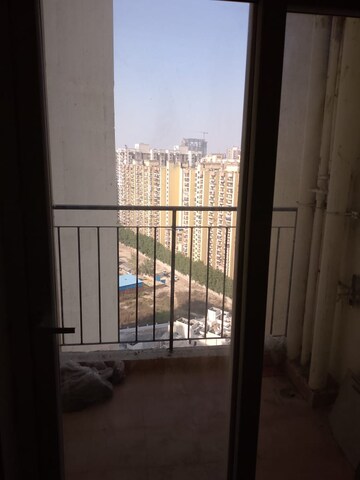 3 BHK Apartment For Rent in Amrapali Enchante, Tech Zone 4 Greater Noida