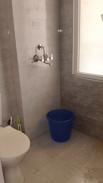 Bathroom in 2.5 BHK Apartment at Amrapali Dream Valley, Tech Zone 4 Greater Noida – for Rent