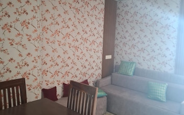 Shop For Rent in Central Town, Vip Road