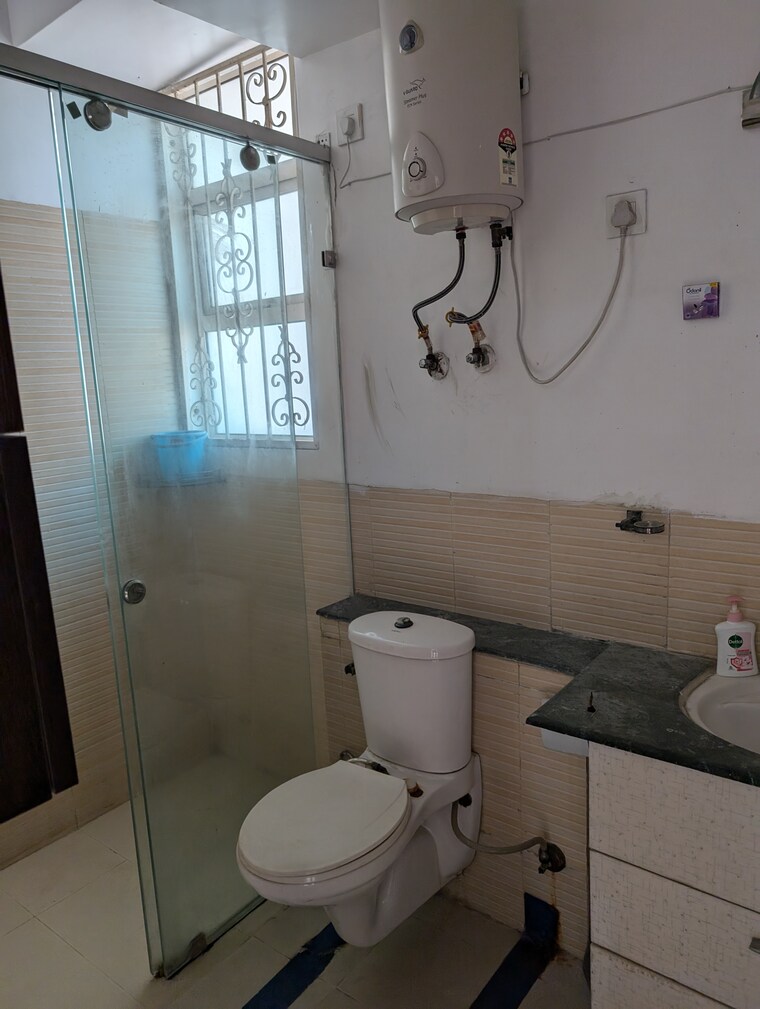 Bathroom, jaypee-wish-town-klassic 2 Bedroom 1230 Sq.Ft. Apartment In Sector 134 Noida 8761804