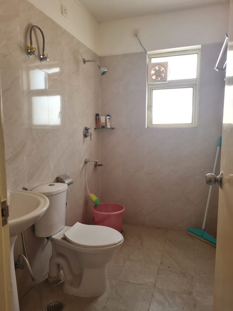 Bathroom, puri-aman-vilas 3 Bedroom 1310 Sq.Ft. Apartment In Sector 89 Faridabad 8761844