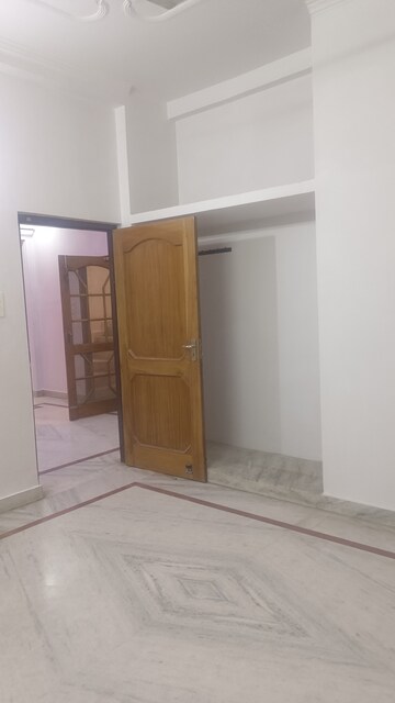 Room in 2 BHK Builder Floor at Indira Nagar – for Rent
