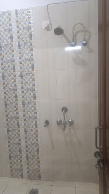 Bathroom in 2 BHK Builder Floor at Indira Nagar – for Rent