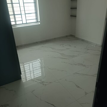 Room in 3 BHK Apartment at Casagrand Boulevard, Hennur Road – for Rent