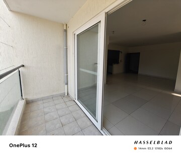 Room in 3 BHK Apartment at Mahaveer Celesse, Hunasamaranahalli – for Rent