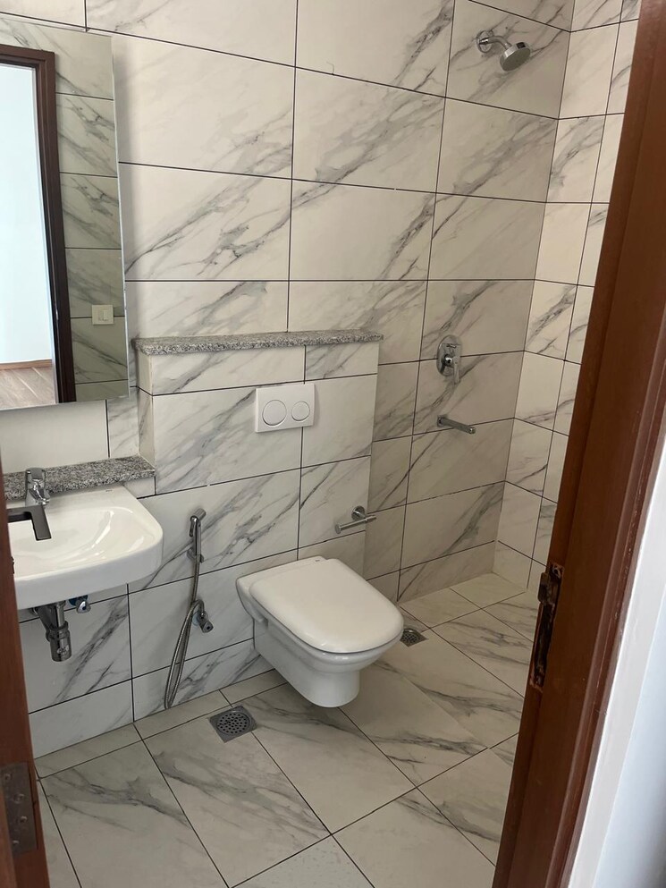 Bathroom, m3m-heights 2 Bedroom 1516 Sq.Ft. Apartment In Sector 65 Gurgaon 8761884