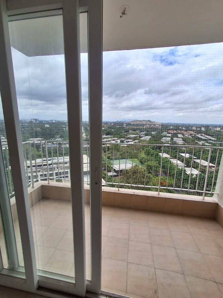 Balcony, godrej-aqua 3 Bedroom 1461 Sq.Ft. Apartment In International Airport Road Bangalore 8761879