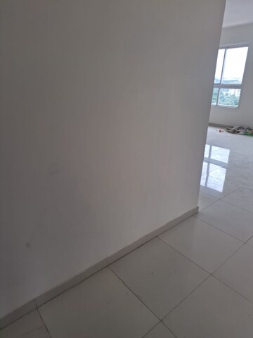 Furnished Amenities in 3 BHK Apartment at Godrej Aqua, International Airport Road – for Rent