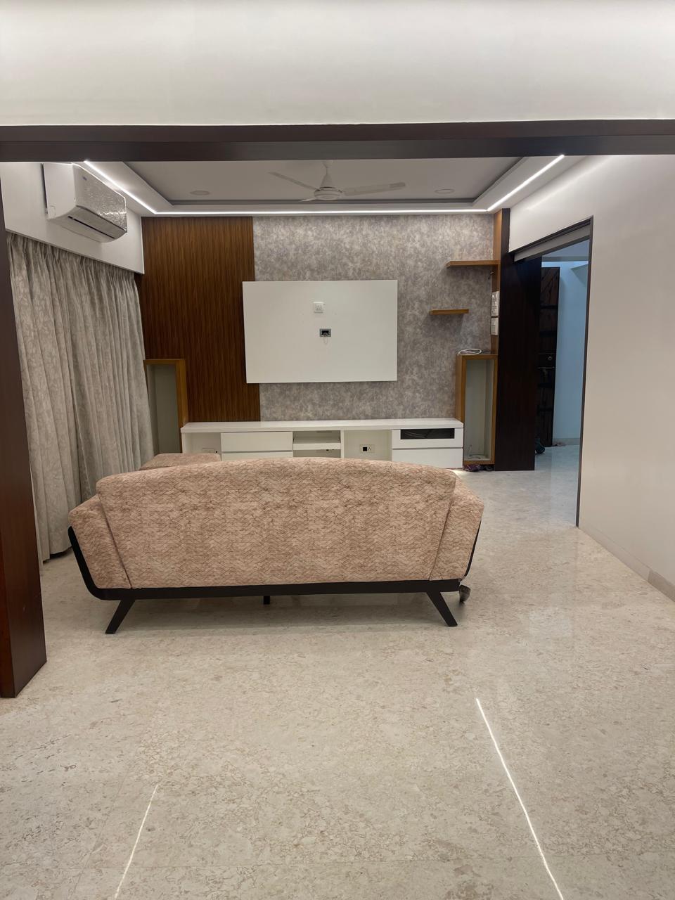 2.5 BHK + Extra Room Apartment For Rent in Kanakia Paris