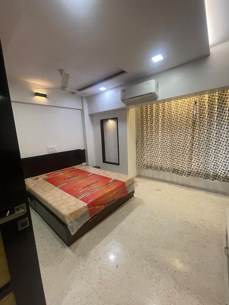 Bedroom, kanakia-paris 2.5 Bedroom 900 Sq.Ft. Apartment In Bandra East Mumbai 8761903