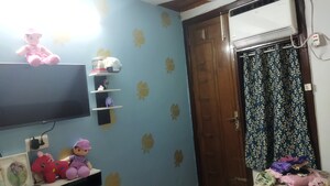 Furnished Amenities in 2 BHK Builder Floor at Govindpuri – for Sale