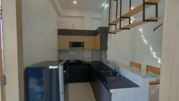 Kitchen in 2 BHK Independent House at Gomti Nagar – for Rent