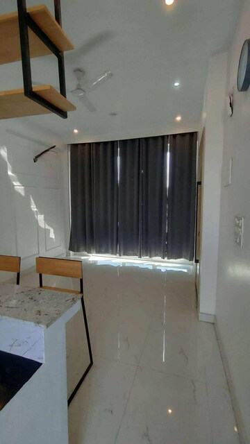 Furnished Amenities in 2 BHK Independent House at Gomti Nagar – for Rent