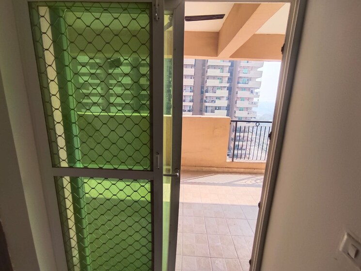 Balcony, gaurs-siddhartham 3 Bedroom 1185 Sq.Ft. Apartment In Siddharth Vihar Ghaziabad 8761952