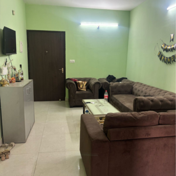 Living Room in 2 BHK Apartment at Signature Global Andour Height, Sector 73 – for Rent