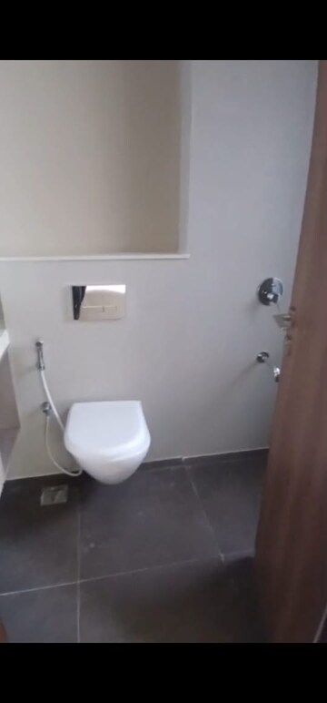 Master Bedroom in 3 BHK Apartment at Piramal Vaikunth, Balkum Pada – for Rent
