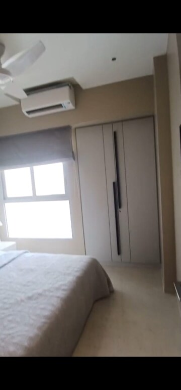 Building Lobby in 3 BHK Apartment at Piramal Vaikunth, Balkum Pada – for Rent