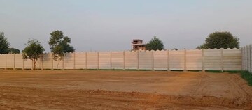  Land For Rent in Sector 63a