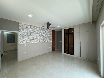 Room in 4 BHK Villa at Valmark City Ville, Bannerghatta Road – for Rent