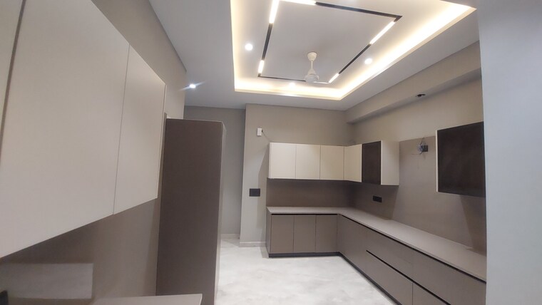Kitchen, model town phase 2 4 Bedroom 450 Sq.Yd. Builder Floor In Model Town Phase 2 Delhi 8761977
