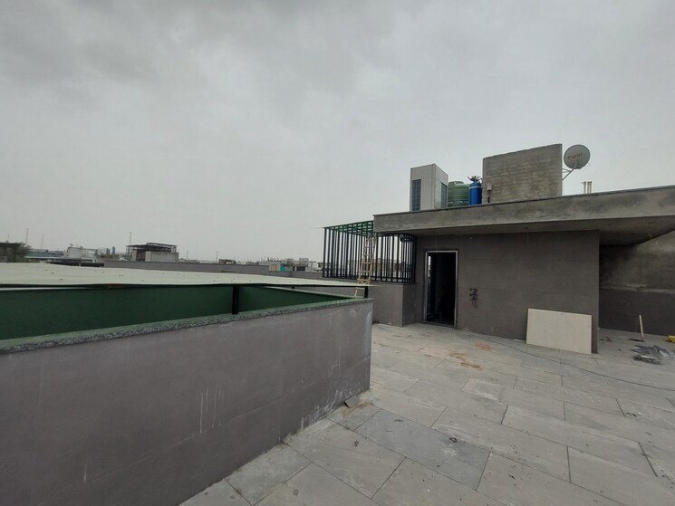 Exterior View, model town phase 2 4 Bedroom 450 Sq.Yd. Builder Floor In Model Town Phase 2 Delhi 8761977