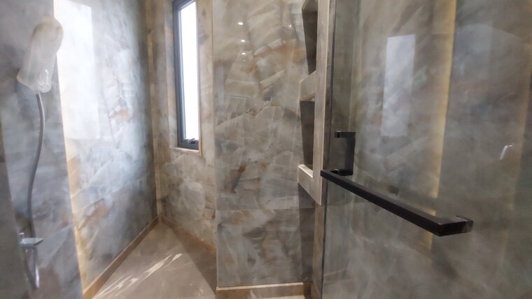 Bathroom, model town phase 2 4 Bedroom 450 Sq.Yd. Builder Floor In Model Town Phase 2 Delhi 8761977