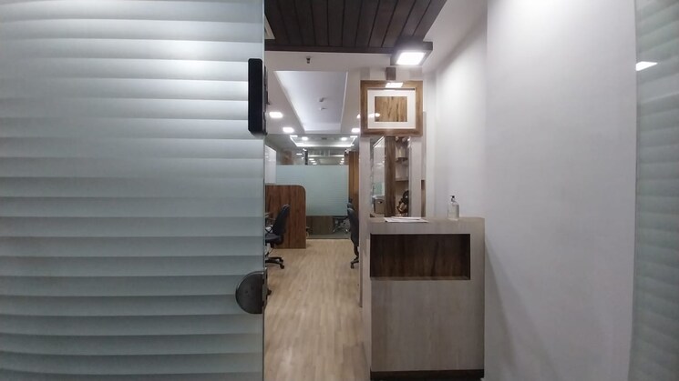 Bathroom, netaji subhash place Commercial Office Space 400 Sq.Ft. In Netaji Subhash Place Delhi 8761976