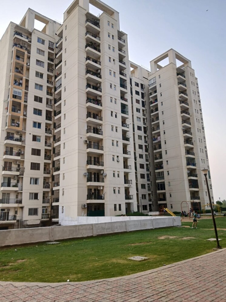 Exterior View, r-tech-capital-greens 1 Bedroom 661 Sq.Ft. Apartment In Uit Sector 9 Bhiwadi 8761978
