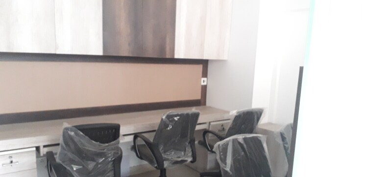 Team Area, netaji subhash place Commercial Office Space 550 Sq.Ft. In Netaji Subhash Place Delhi 8761984