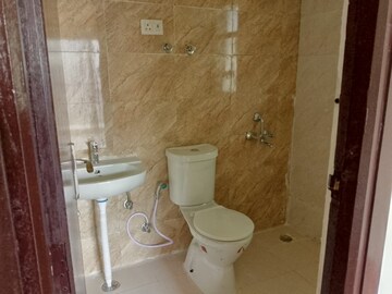 Attached Bathroom in 3 BHK Apartment at Tech Zone 4 Greater Noida – for Rent