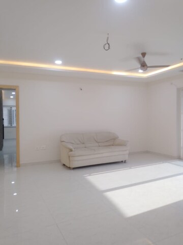 Room in 3 BHK Apartment at SMR Vinay Iconia Hyderabad, Kondapur – for Rent