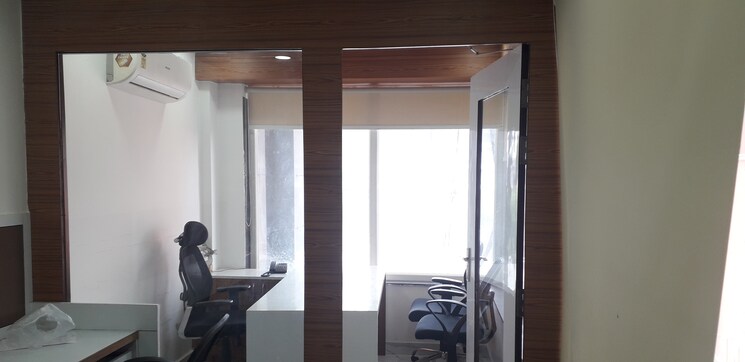 undefined, netaji subhash place Commercial Office Space 400 Sq.Ft. In Netaji Subhash Place Delhi 8761990