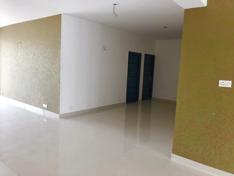 Room, bptp-park-81 4 Bedroom 500 Sq.Yd. Builder Floor In Sector 81 Faridabad 8762007