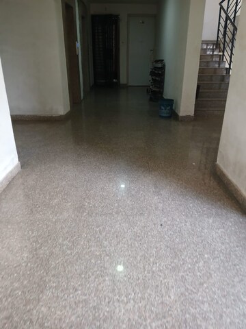 Room in 2 BHK Apartment at R Tech Capital Greens, Uit Sector 9 – for Rent