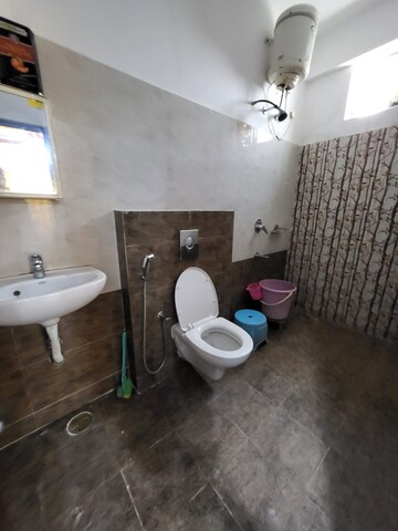 Bathroom in 4 BHK Villa at Rajapushpa Open Skies, Kokapet – for Rent