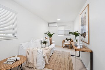 Master Bedroom in 3 BHK Builder Floor at Sector 10 – for Rent