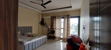 Living Room in 4 BHK Apartment at Royal Residency Gurgaon, Sector 45 – for Rent