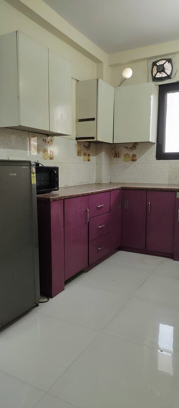 Kitchen in 4 BHK Apartment at Royal Residency Gurgaon, Sector 45 – for Rent