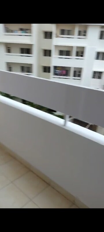Furnished Amenities in 2 BHK Apartment at Nitesh Hyde Park, Bannerghatta Road – for Rent