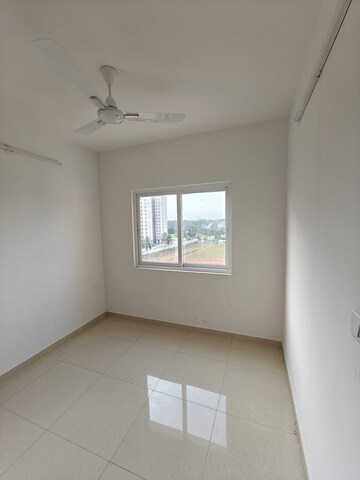 Room in 2 BHK Apartment at Shriram 107 South East, Attibele – for Rent
